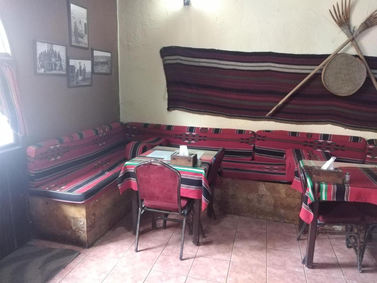Queen Ayloa Hotel&Restaurant Мадаба Екстериор снимка