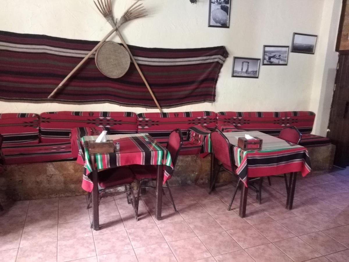 Queen Ayloa Hotel&Restaurant Мадаба Екстериор снимка